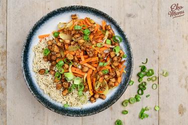 Makkelijke kokos-limoenrijst met bosui